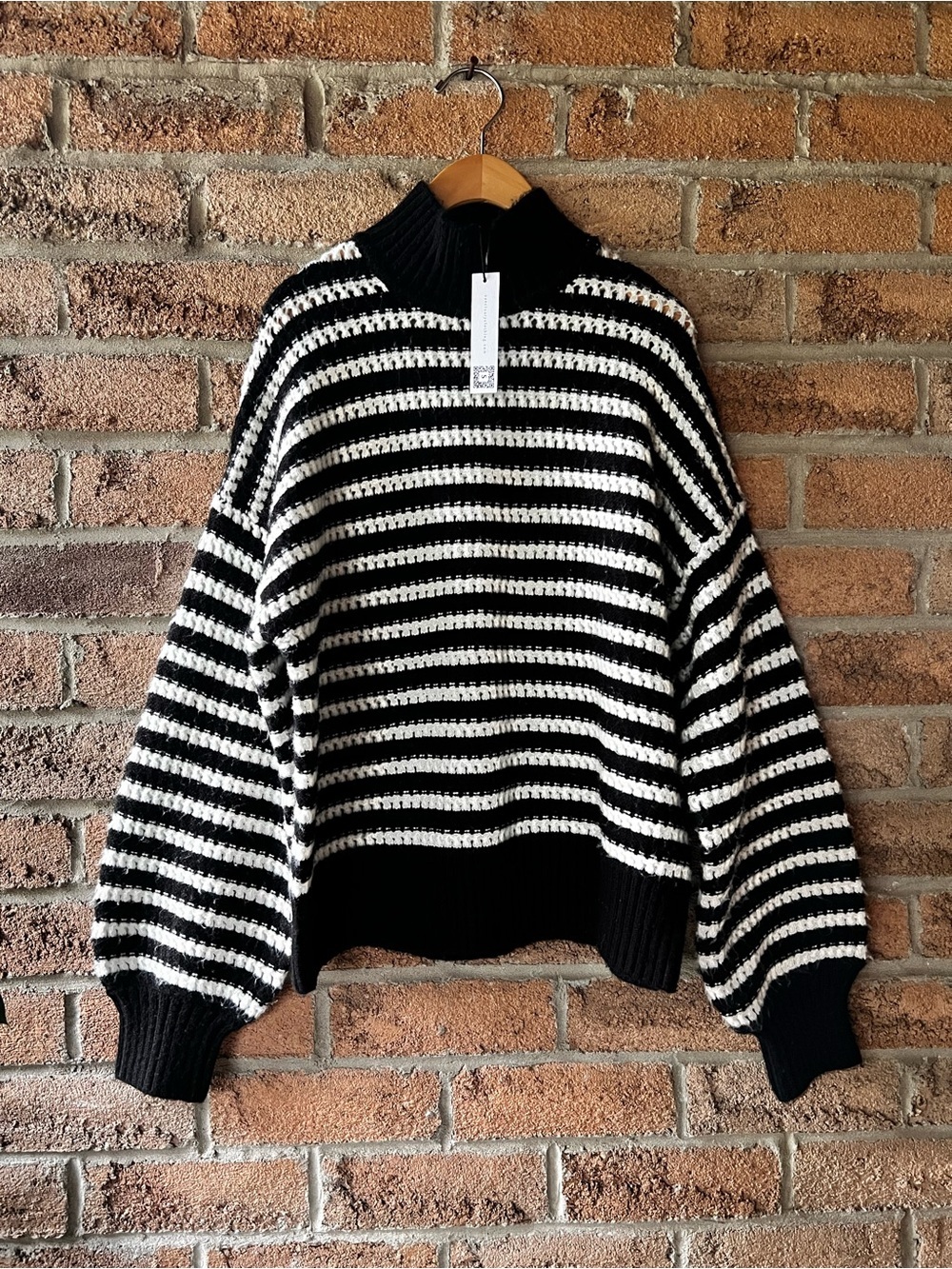 Sanctuary Black White Striped Textured Knit Oversized Mock Neck Sweater XS